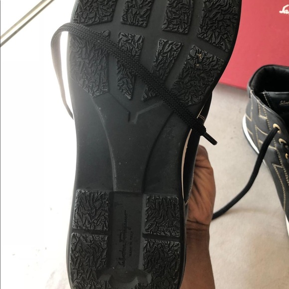 Barely worn Authentic salvatore ferragamo shoes - Picture 6 of 8